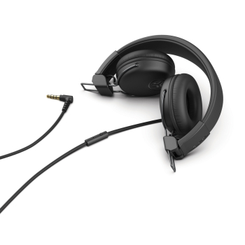 Фото Studio Wired On Ear